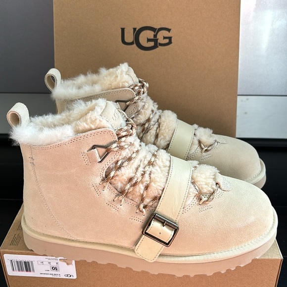 UGG Women's DUNE MINI SHEARLING BOOTS IN BISCOTTI SZ 10 NEW IN BOX! - Picture 2 of 11